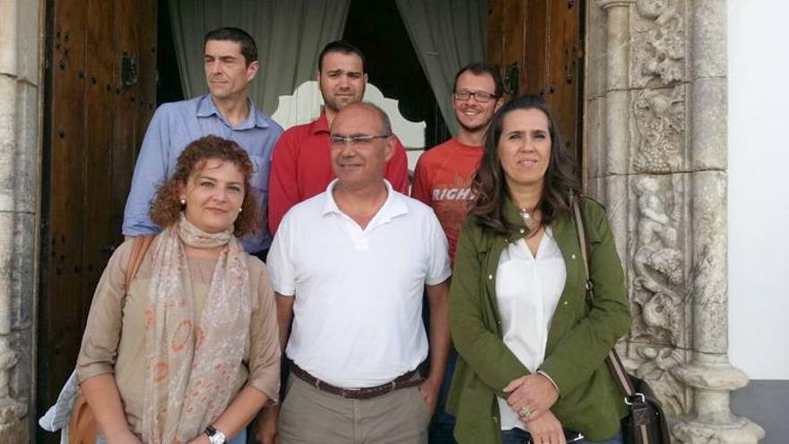 Dimiten seis de los siete concejales de PSOE de Olivenza