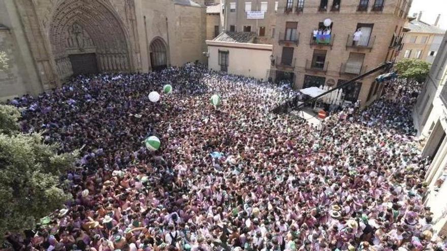 Los hoteles de Huesca cuelgan el cartel de "completo" para San Lorenzo: "Estamos al 100%"