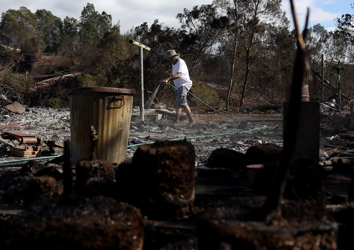 Hawái trata de recuperarse del infierno del fuego