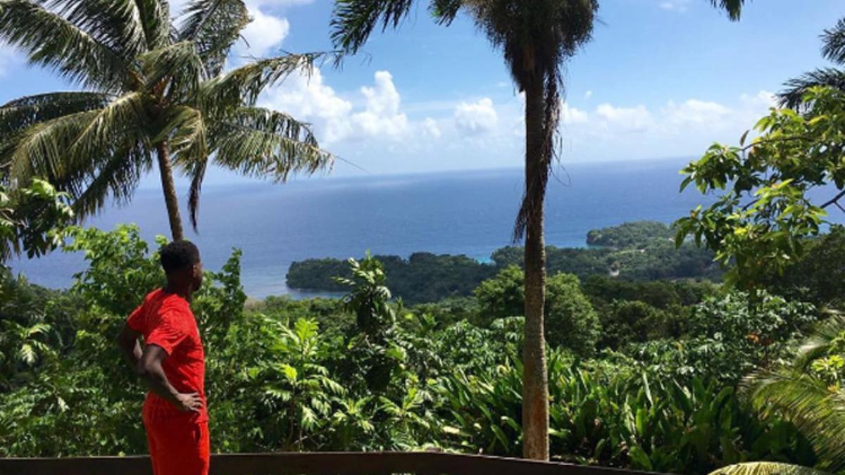 Umtiti mostró sus vacaciones en Jamaica