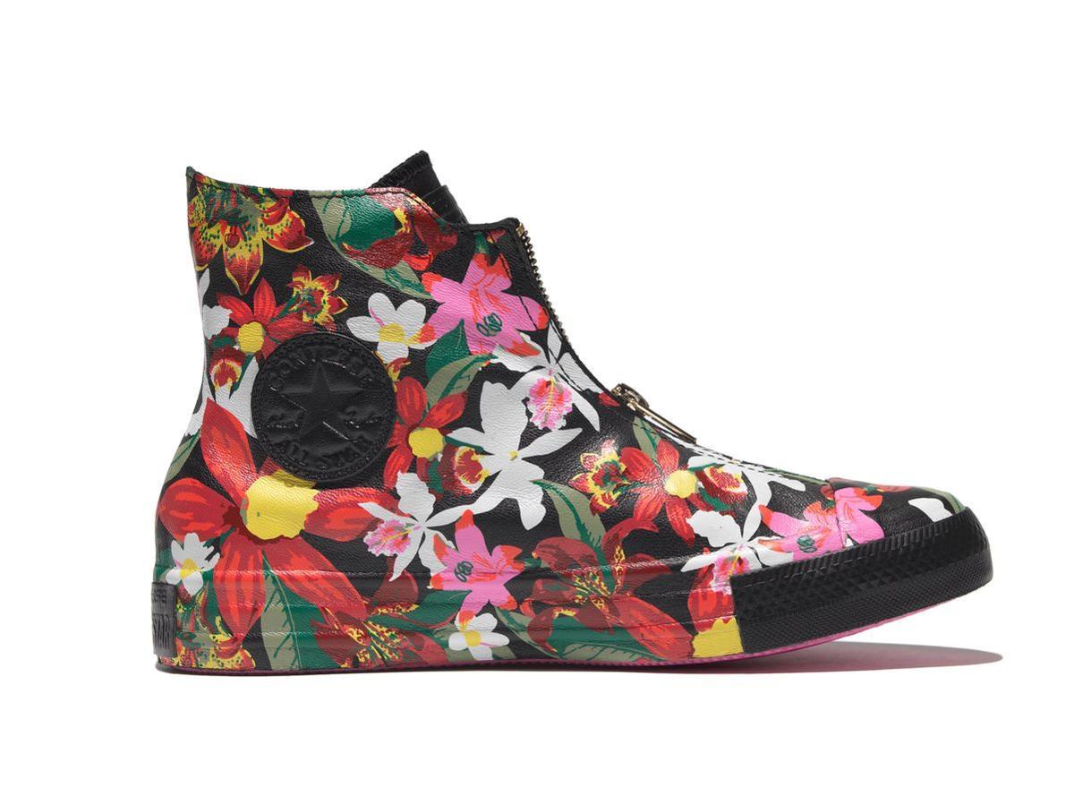 Colección Converse x Patbo: zapatillas altas con flores estampadas