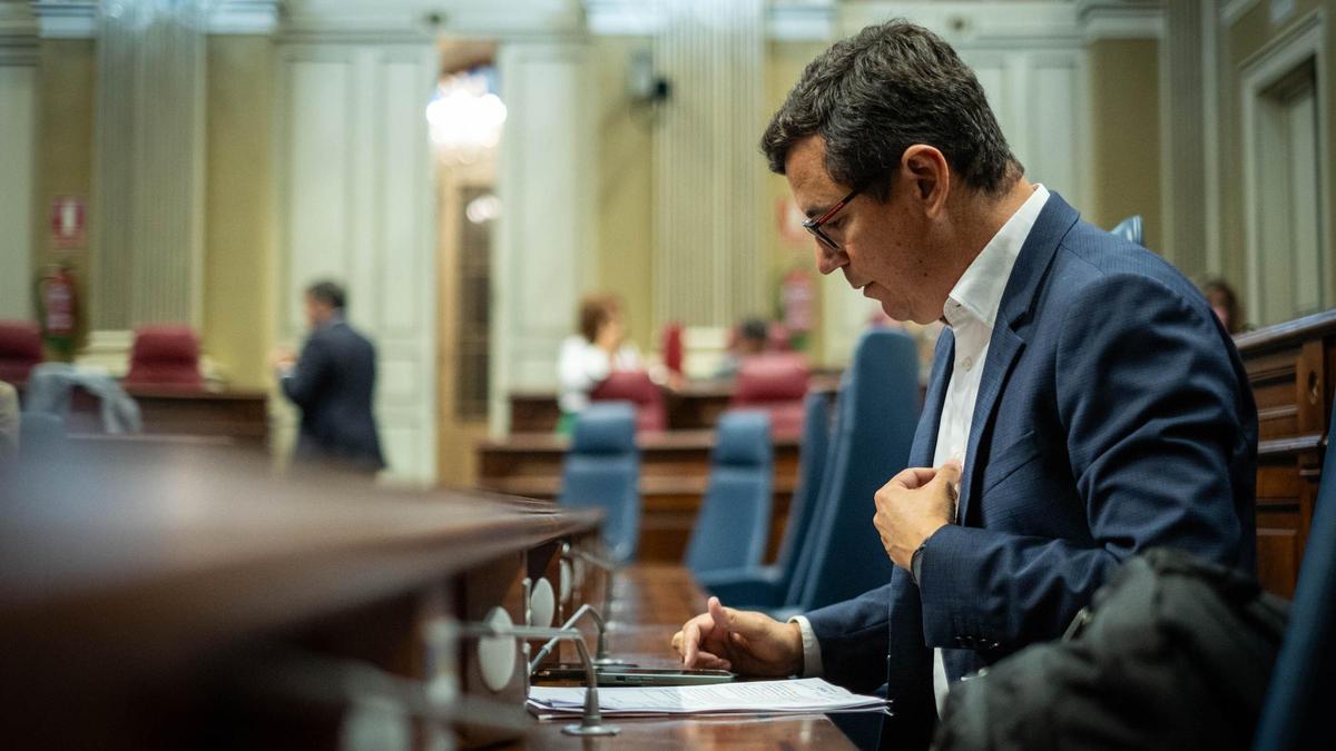 El consejero Pablo Rodríguez en su escaño.