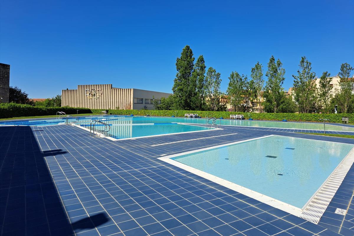La piscina descoberta de Figueres.