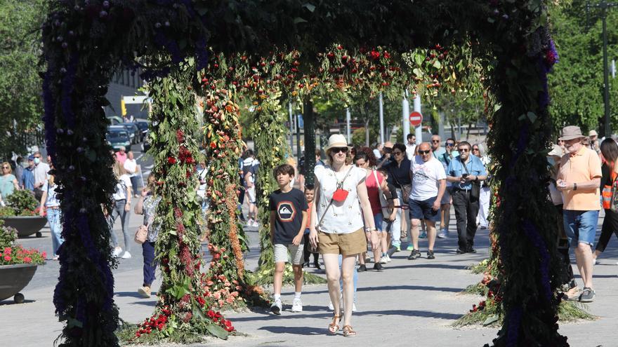 &#039;Zaragoza Florece&#039; tendrá más puestos y llegará a los barrios