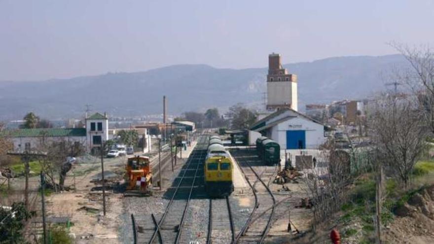 Imagen del actual corredor ferroviario hacia Granada.