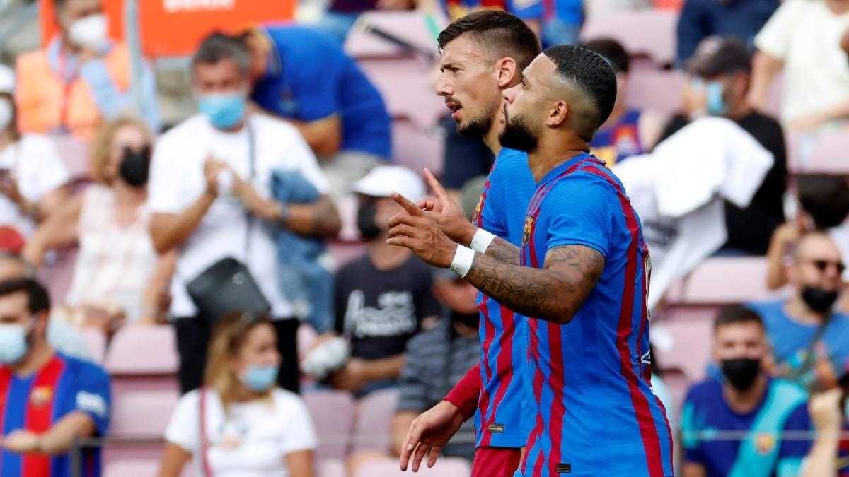 Memphis fue la alegría de la tarde en el Camp Nou