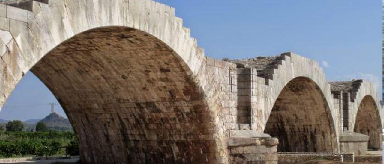 Una perspectiva del conegut com a Pont del Rei.