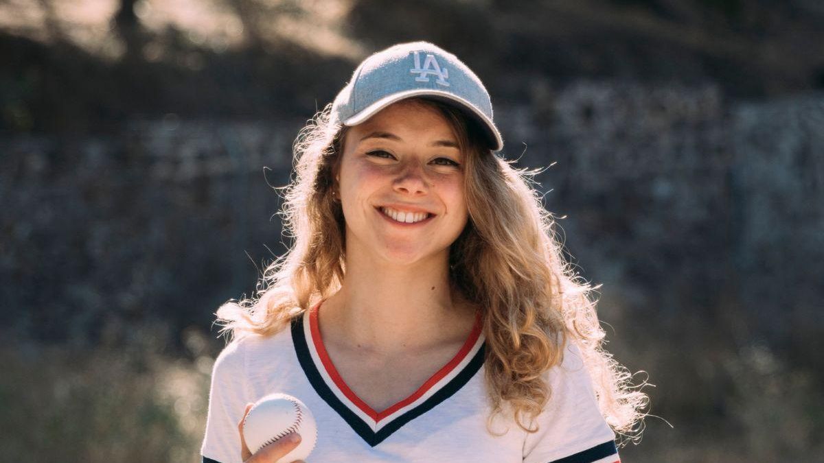 Las cinco gorras para mujer que combinan estilo y comodidad este verano