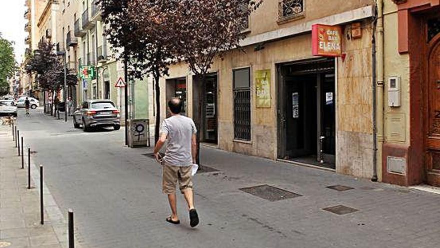El carrer Sant Pau de Figueres es tornarà a obrir al setembre.