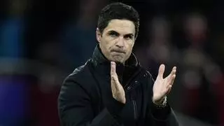 El joven inglés lideró el triunfo del Arsenal ante el Southampton (3-1)