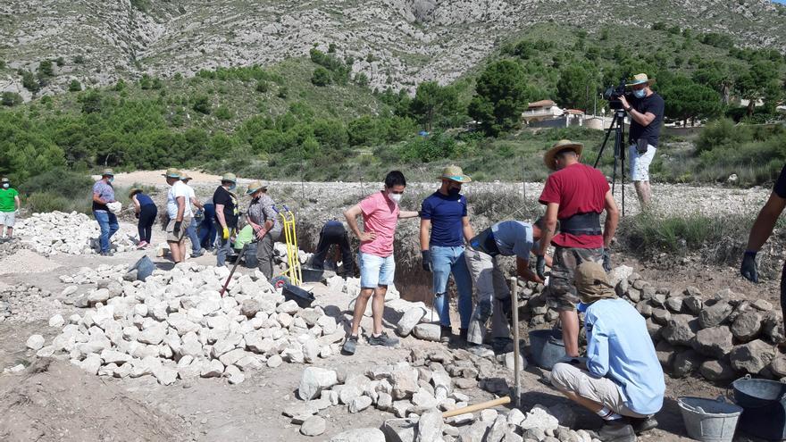 Petrer acoge unas jornadas de arquitectura en piedra seca y su uso en las construcciones de época romana