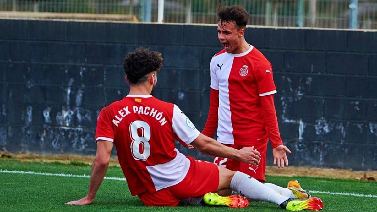 Gonpi celebrant el seu gol amb Pachón.