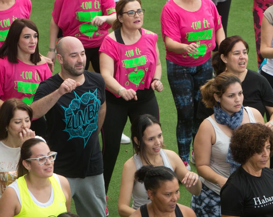 Rumba solidaria en el Centro Comercial Panoramis