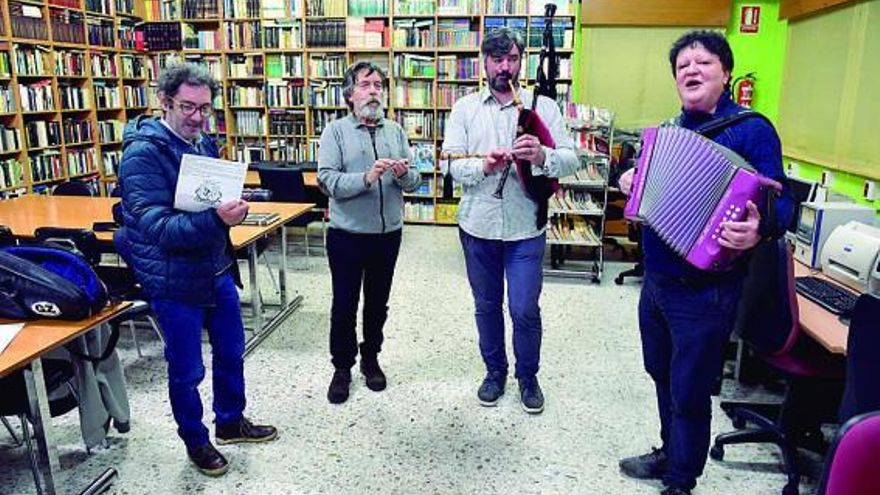 Ensayo de la foliada de San Amaro del domingo | VÍCTOR ECHAVE