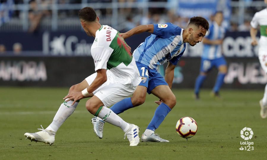 El conjunto de Víctor Sánchez del Amo concluye la liga regular con una cómoda victoria en La Rosaleda ante el Elche y se mete en los play off de ascenso como tercero. Boulahroud, Ricca e Hicham hicieron los goles blanquiazules.