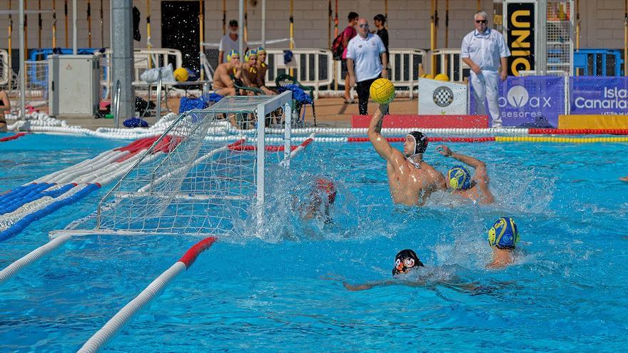 El Santa Cruz Echeyde da la cara ante el &#039;imposible&#039; Barceloneta