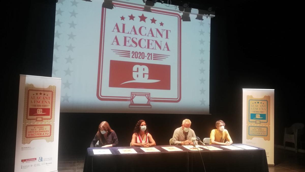 Sara Ruiz, Josi Alvarado, Antonio Manresa y Carlos Izquierdo, ayer.