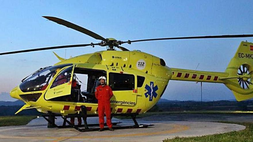 L&#039;helicòpter del SEM que fa els vols nocturns des de l&#039;Hospital de Sabadell