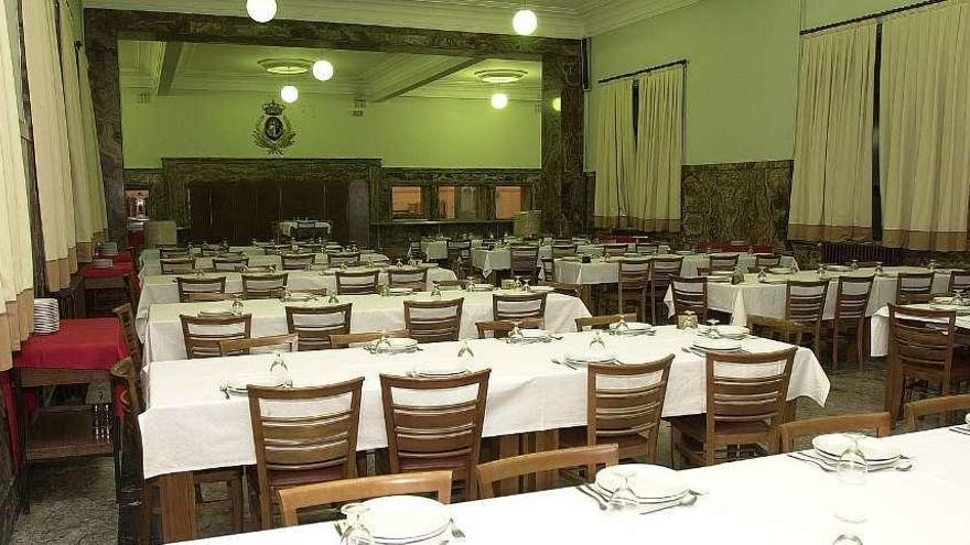 Comedor de la Escuela Naval Militar. // S.A.