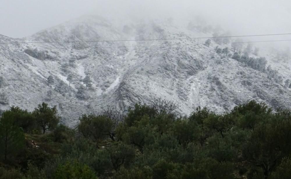 Nieve en Castell de Castell. Foto: Levante-EMV