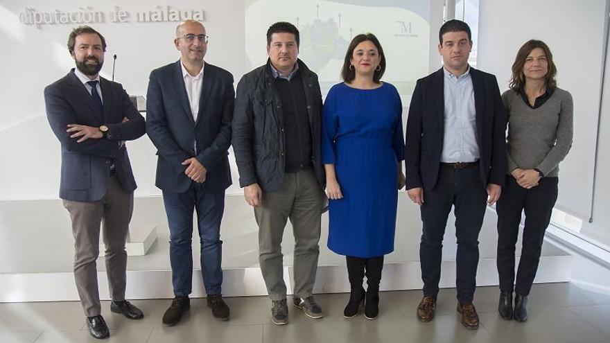 Margarita del Cid junto a los seis diputados responsables de las distintas áreas de Gestión Económica Administrativa