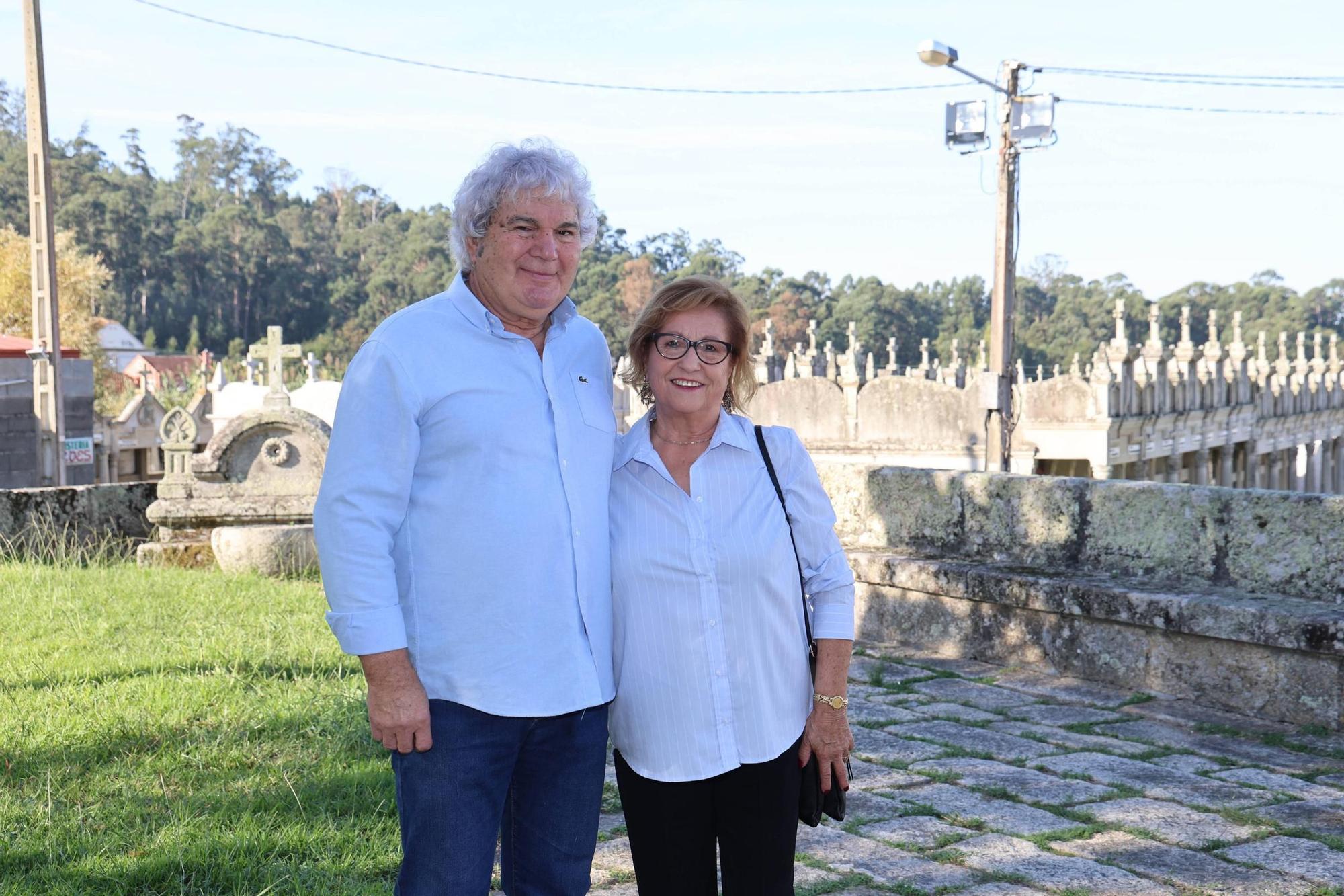 Matrimonios que celebrarán sus bodas de oro con la asociación AVOA en Coruxo