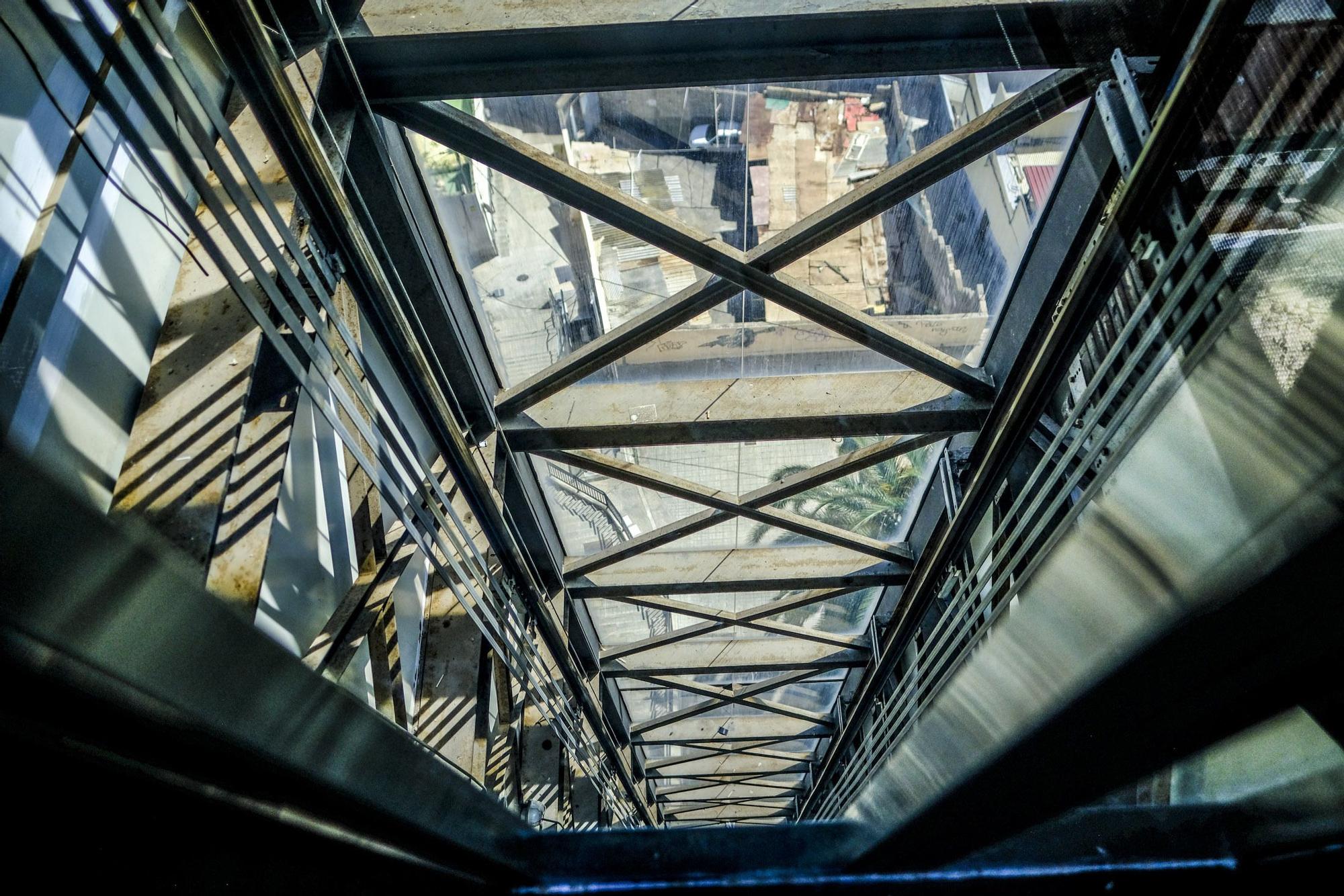 Ascensor que une los barrios de San Juan y San José