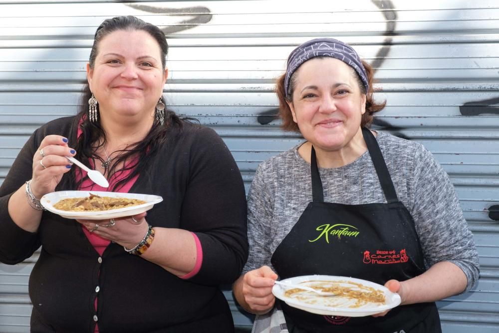 Los vecinos pudieron disfrutar de una tradicional y divertida jornada gastronómica