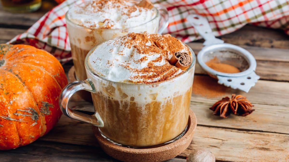El 'pumpkin spice latte', la bebida de moda del otoño.