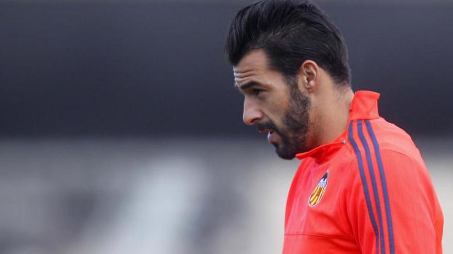 Negredo: no hay diálogo con Nuno