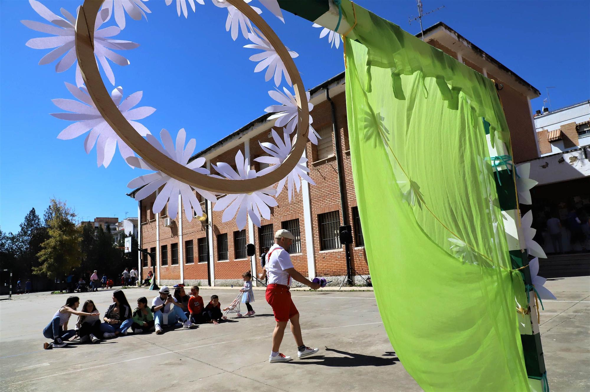 El colegio Lucano abre sus puertas durante un día