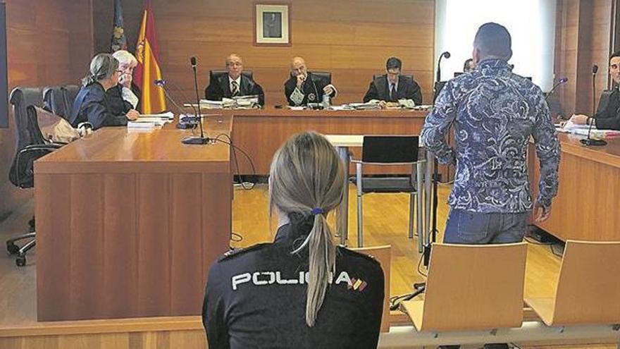 Imagen del procesado, durante su juicio oral en la Audiencia Provincial de Castelló.