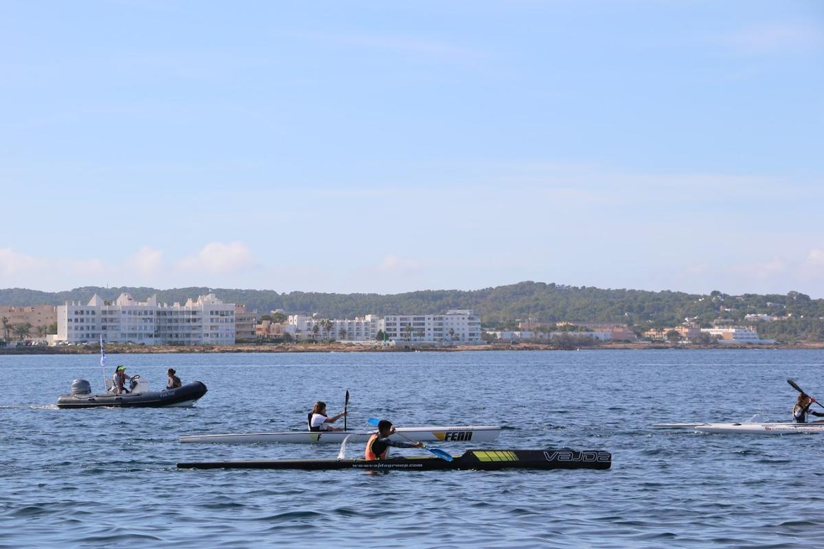 Imagen de archivo de varios palistas del CNSA.