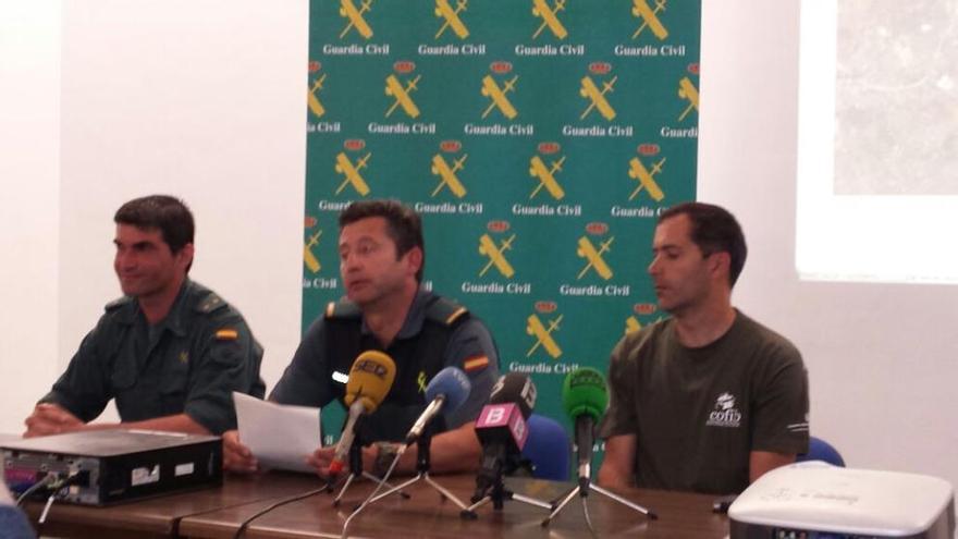 In Erklärungsnot: Pedro García (Seprona), Paco Molina (Guardia Civil), Luis Parpal (Cofib).