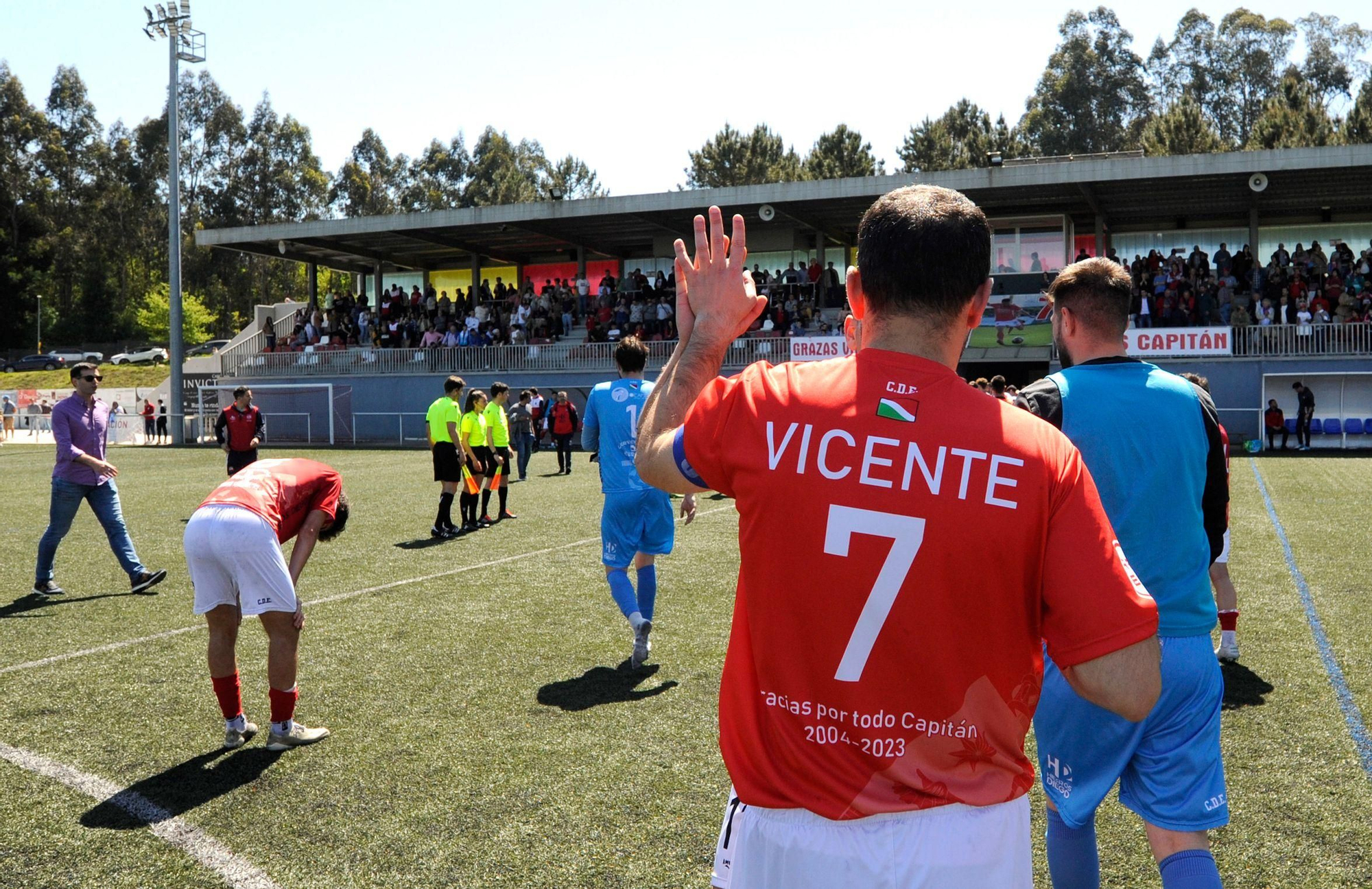 El 'one man club' gallego: Vicente cuelga las botas tras 19 temporadas en el Estradense