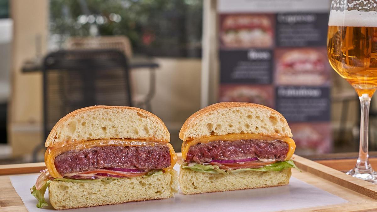 Hamburguesa de Cow Burger.