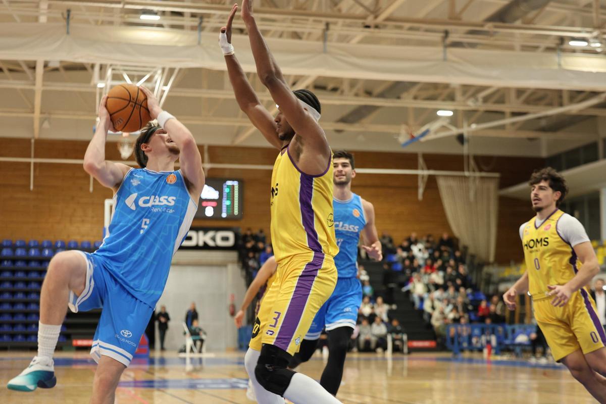 Galería: triunfo del Class Sant Antoni frente al Homs Mataró