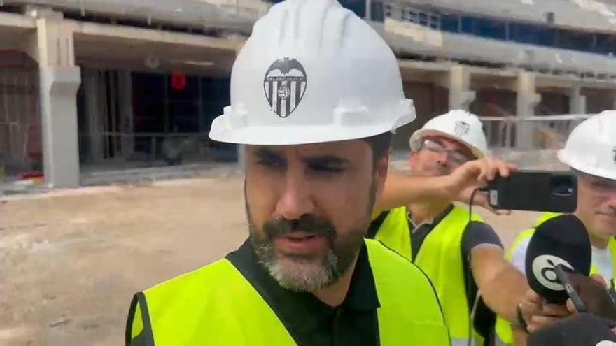 Javier Solís explica las novedades del Nou Mestalla