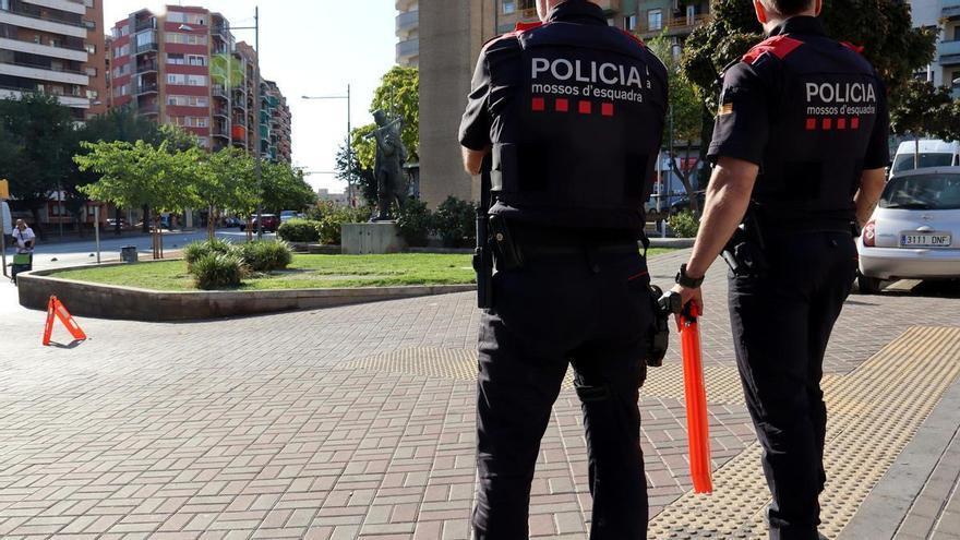 Cinco heridos en Lleida en una batalla campal con palos, armas blancas, machetes y katanas