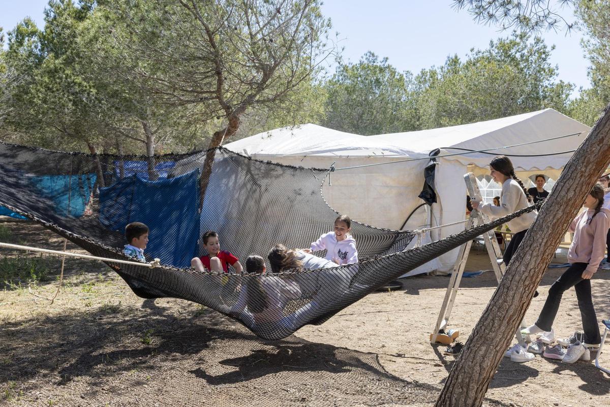 Vuelve el día de mona en Lo Albentosa. Aquí las imágenes del día de campo