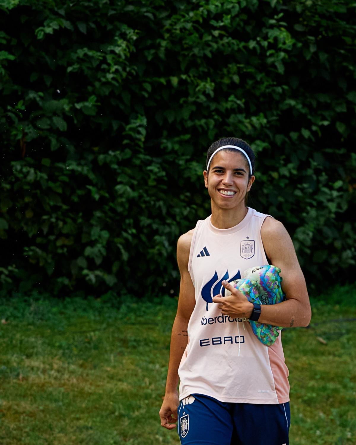 Alba Redondo en el primer entrenamiento de la Selección en Suiza