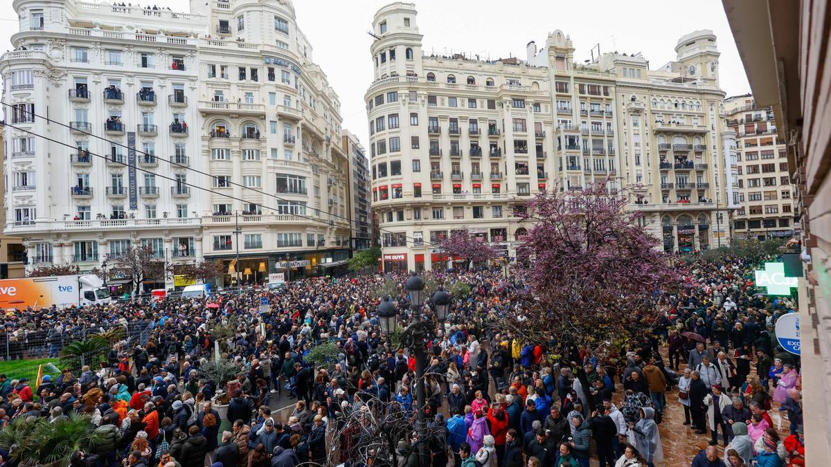 Mascletá de la plaza del Ayuntamiento.