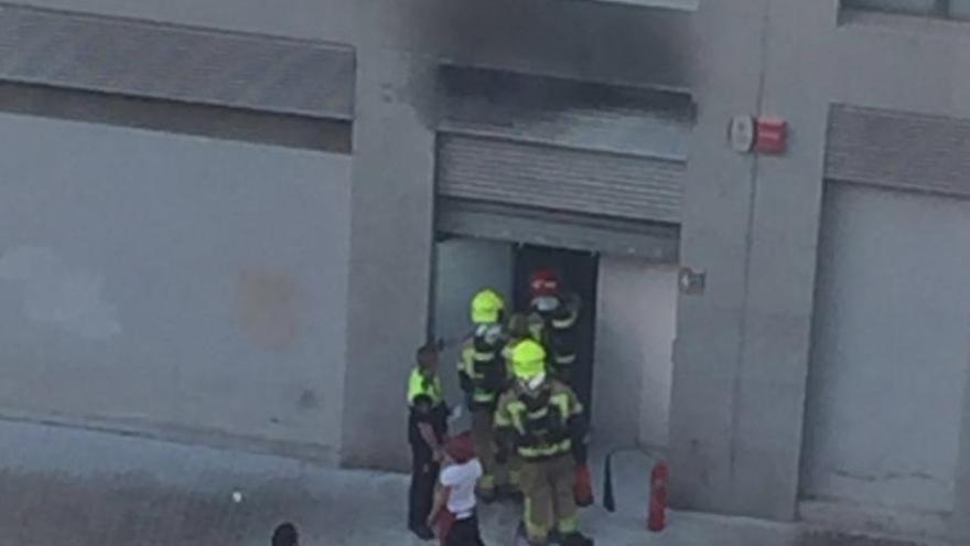 Una sartén provoca un incendio en el restaurante Saona de Valencia