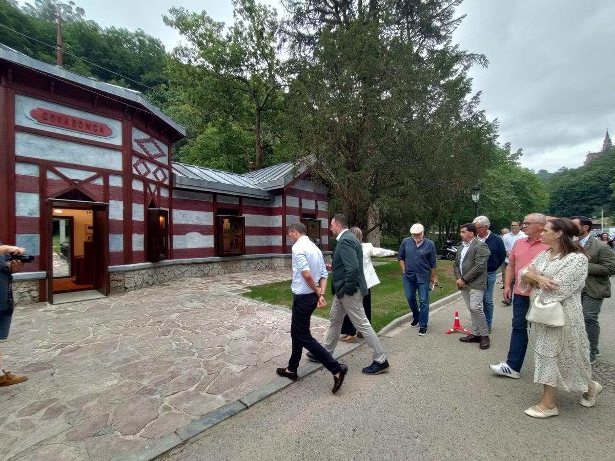 El nuevo aparcamiento en la finca Les Llanes El nuevo aparcamiento en la finca Les Llanes