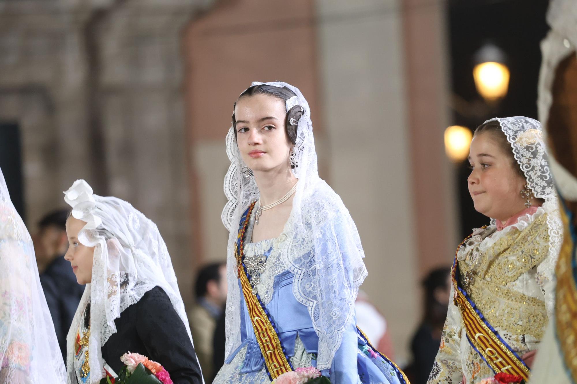 Búscate en el primer día de la Ofrenda en la calle San Vicente entre las 23 y las 24 horas