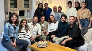 eva gonzalez celebra su cumpleaños con sus amigos