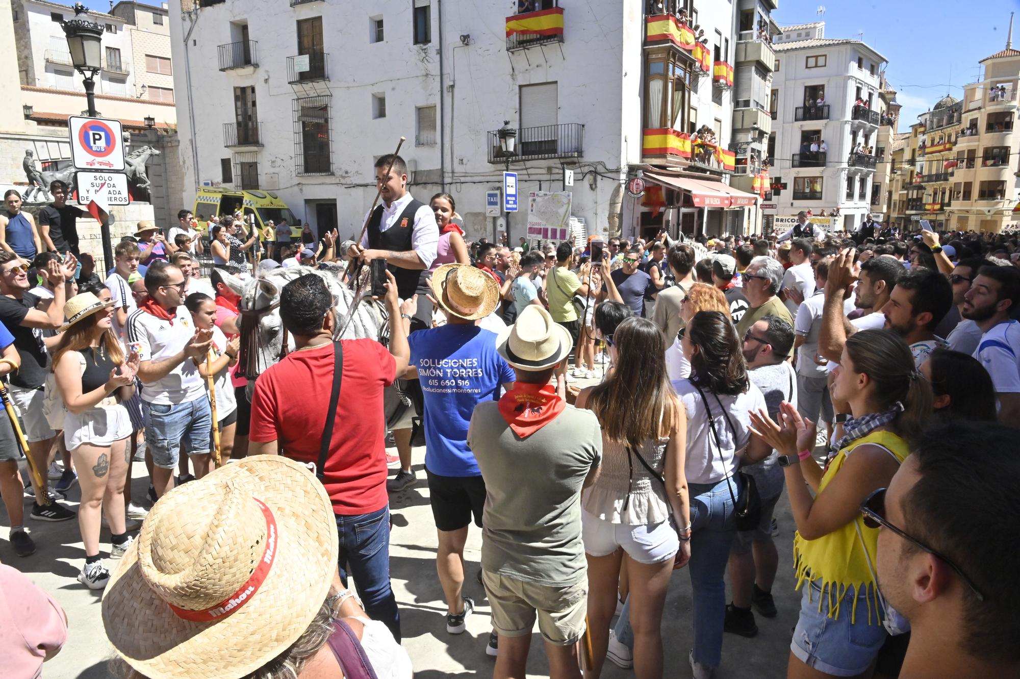 Fotos de ambiente y de la segunda Entrada de Toros y Caballos de Segorbe