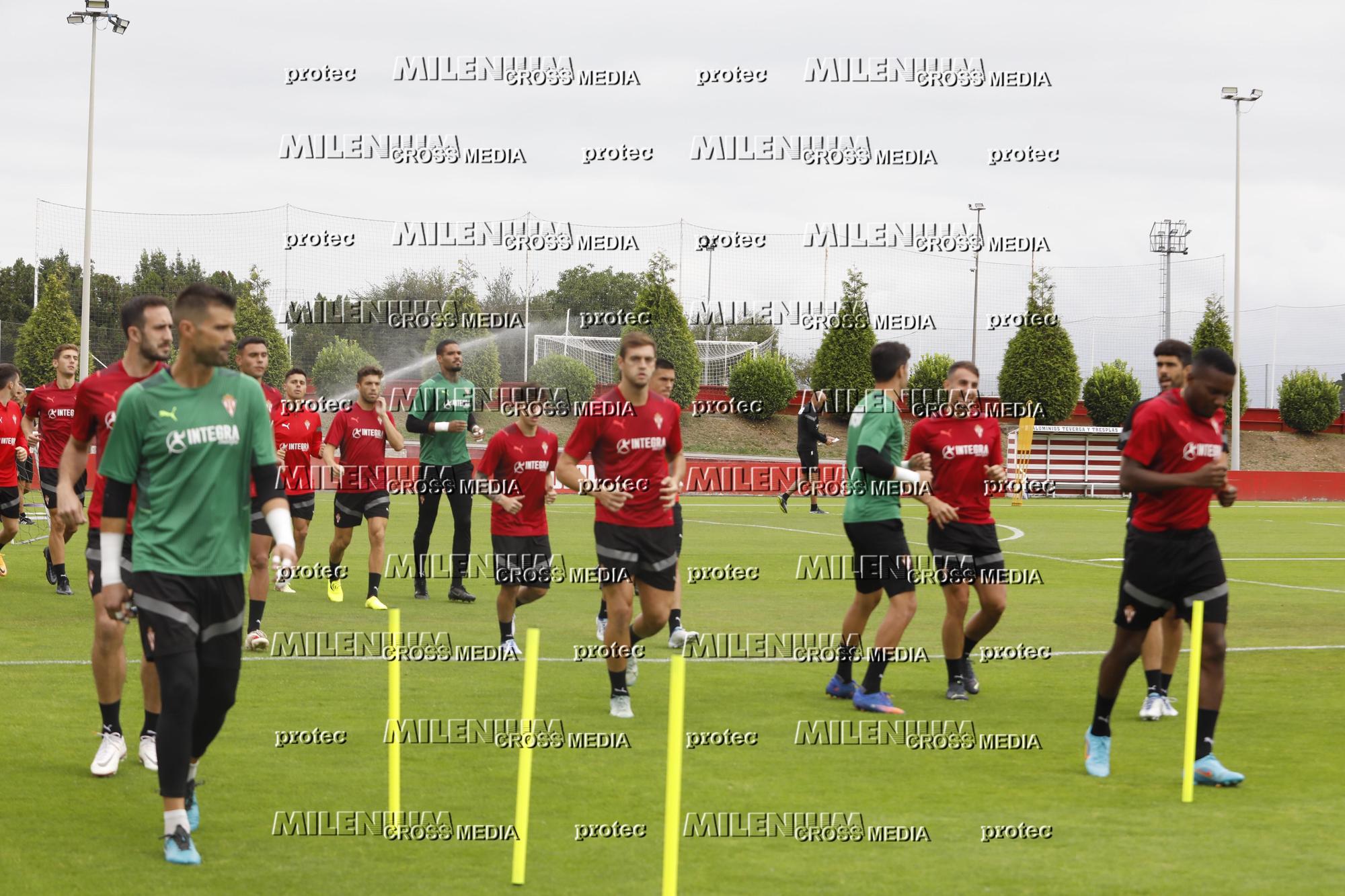 Irarragorri visita a Mareo y Cote y Jordan Carrillo se unen a los entrenamientos del Sporting