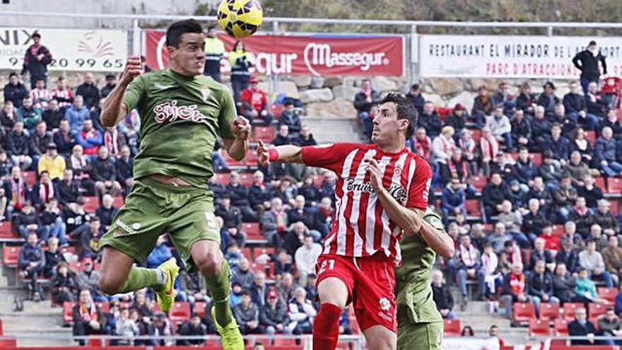 Bernardo i Sandaza, en un Girona-Sporting de la temporada 2014/15.