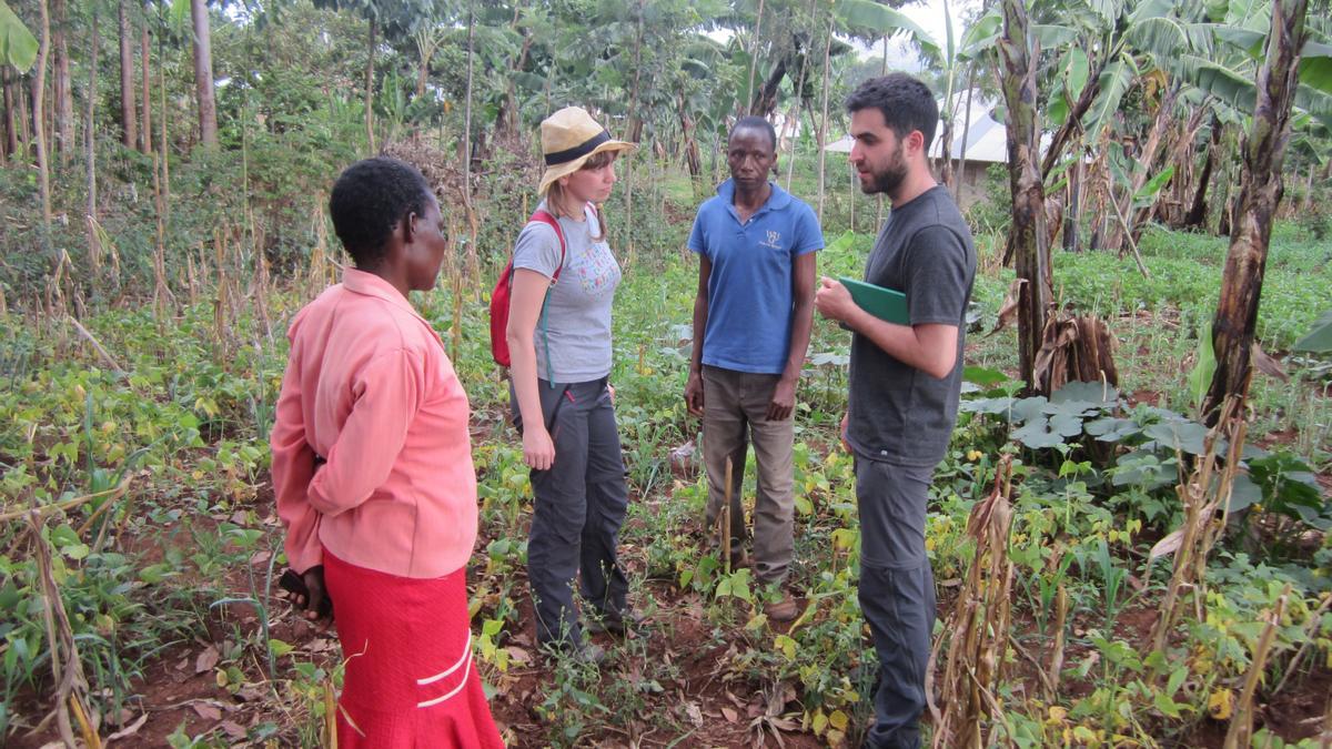 Como voluntarios en Kenia